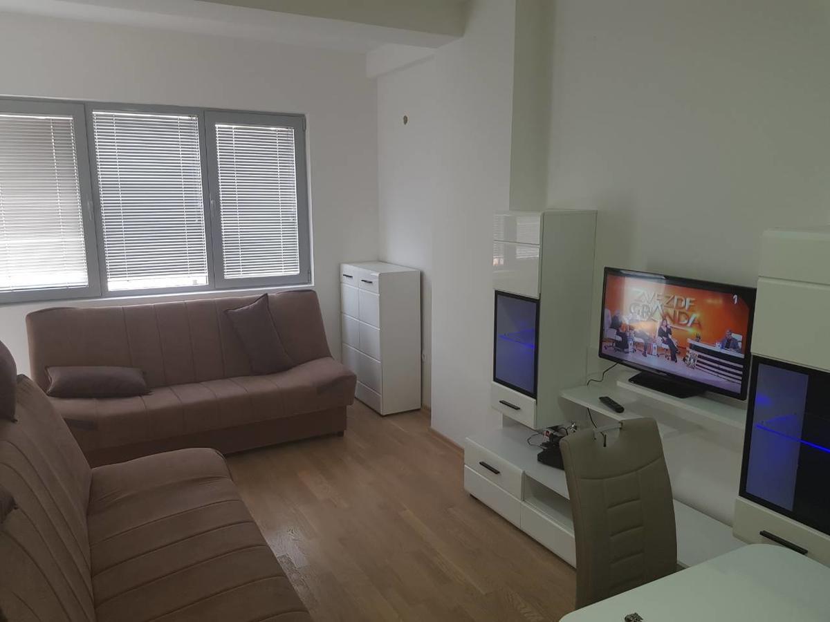 Billy 2018 Apartment